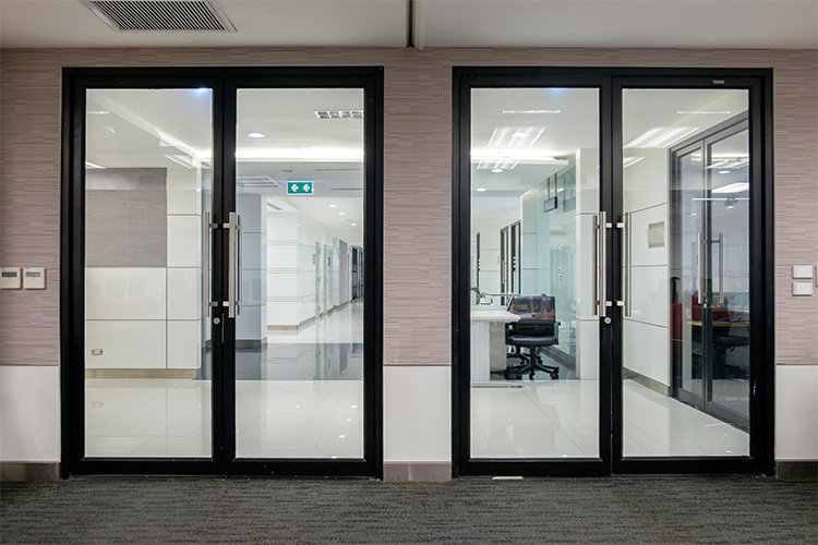 Aluminum Doors Features And Advantages